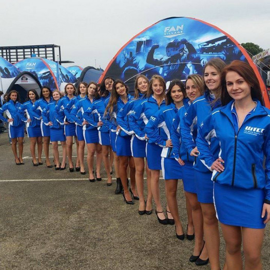 Visuel Grid girl - 2